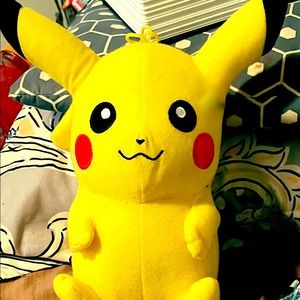 Pokémon Pikachu Stuffed Animal